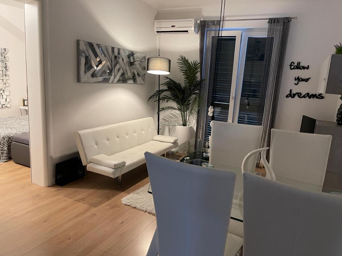 Apartment New Chic Супетар Екстериор снимка