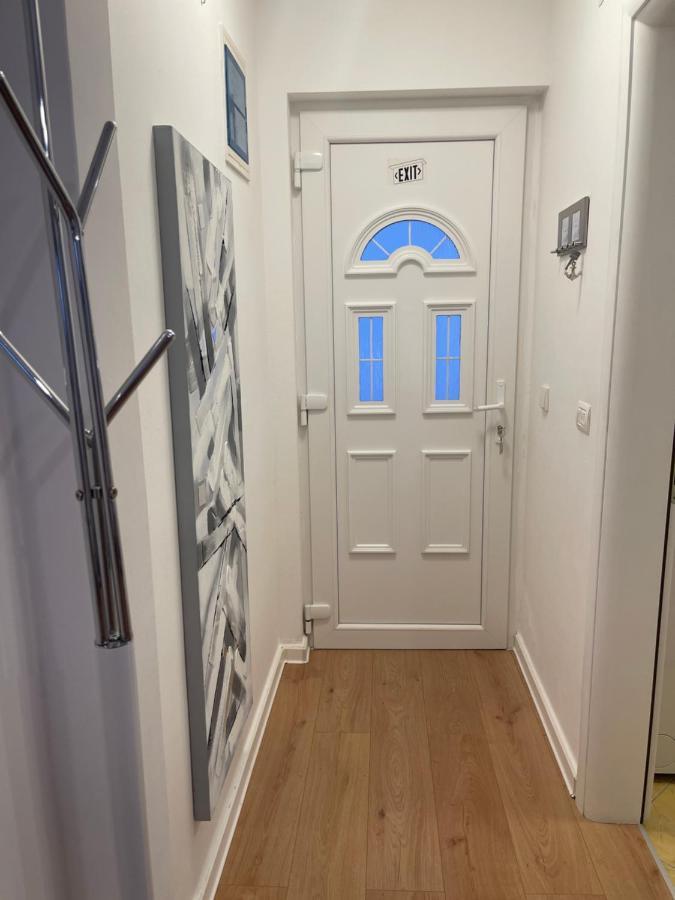 Apartment New Chic Супетар Екстериор снимка