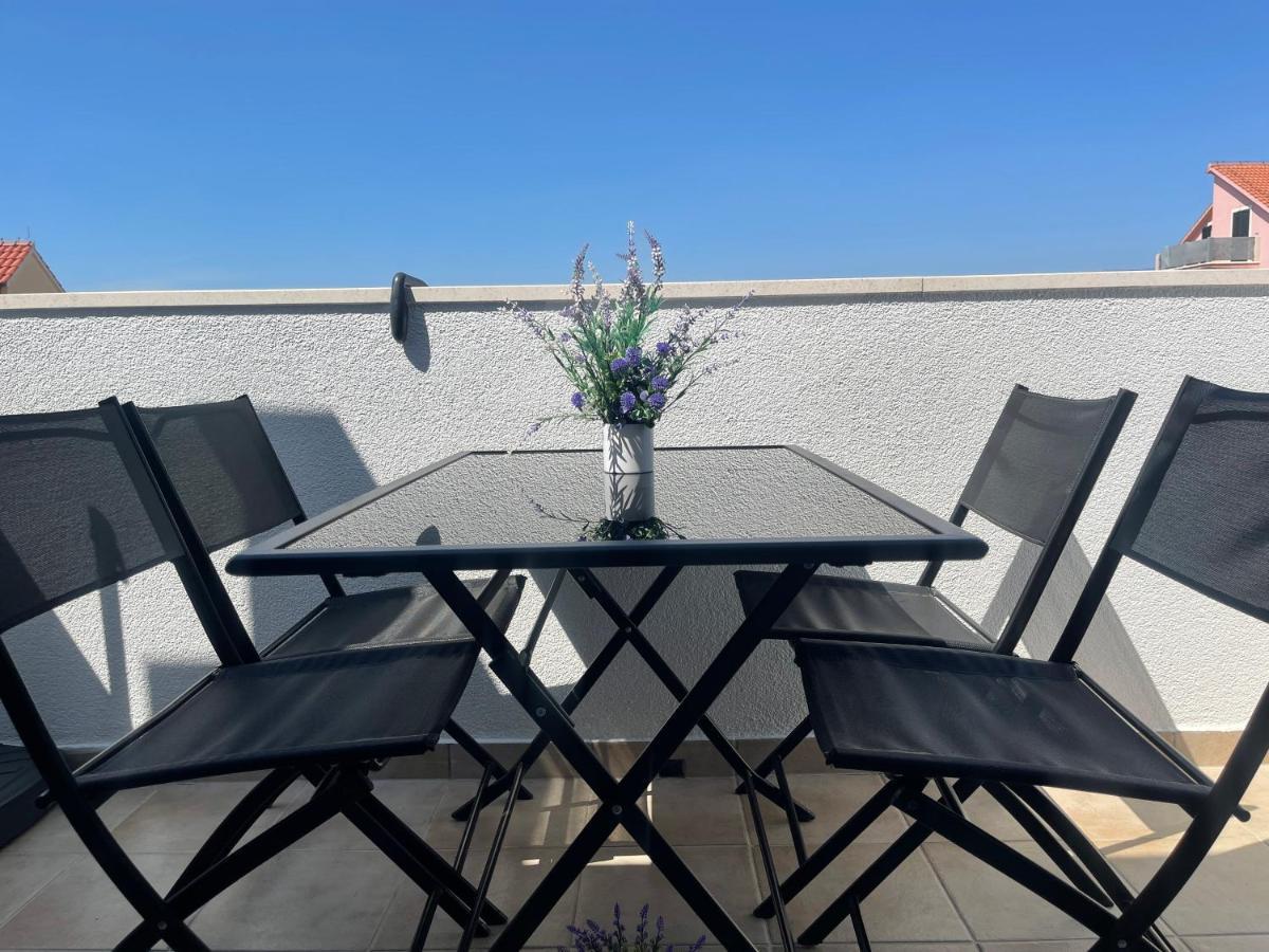 Apartment New Chic Супетар Екстериор снимка