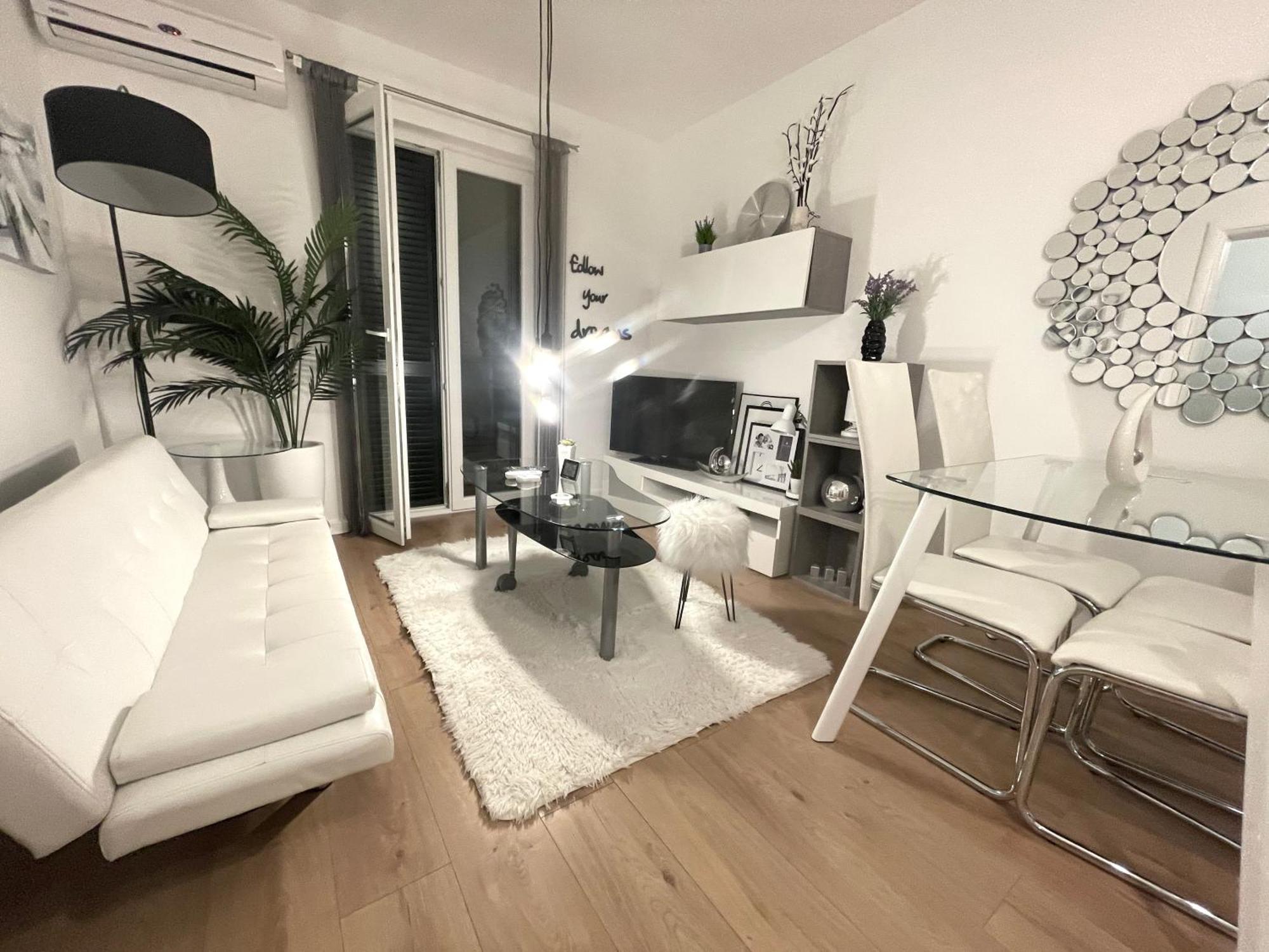 Apartment New Chic Супетар Екстериор снимка