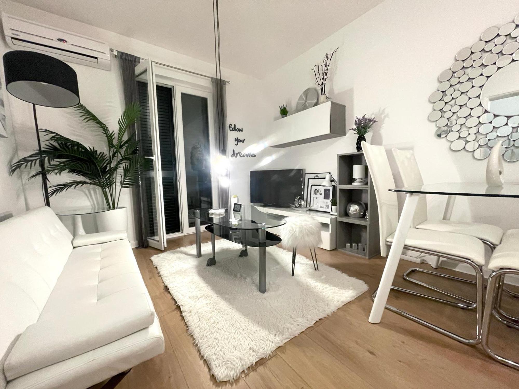 Apartment New Chic Супетар Екстериор снимка